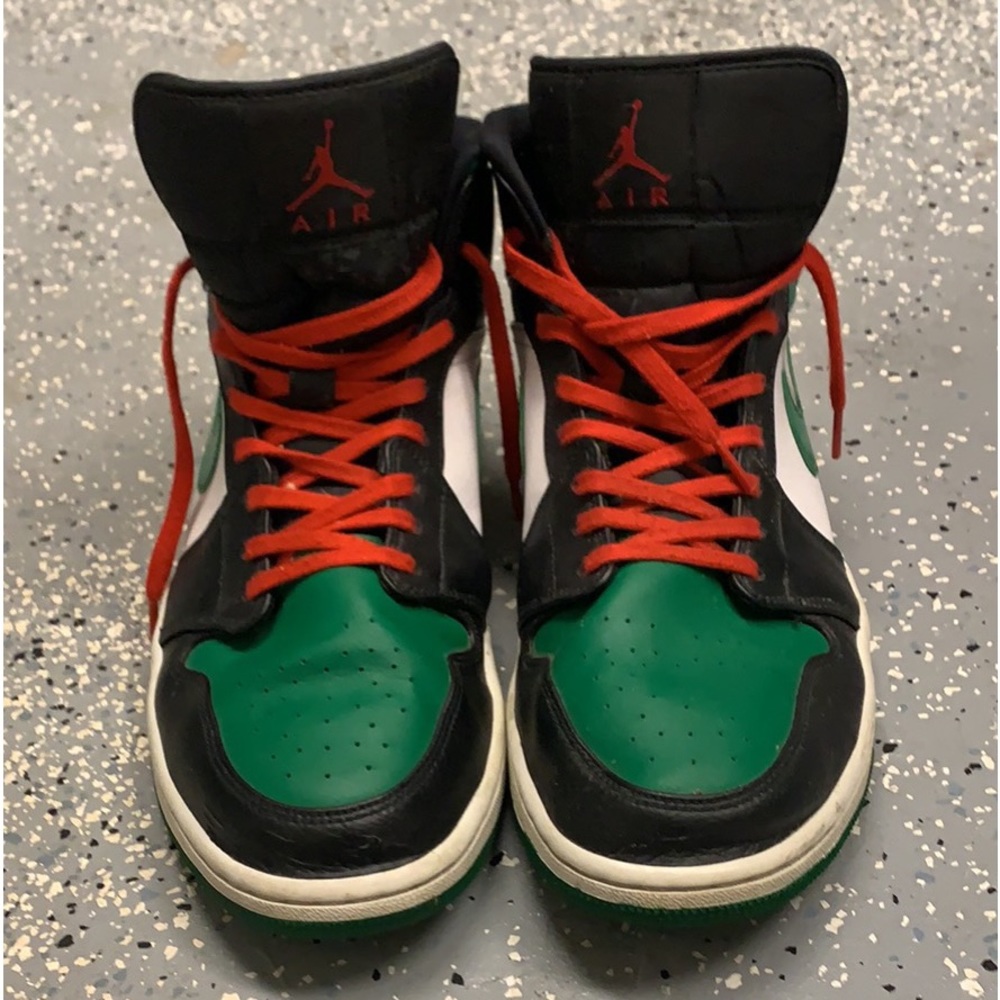 Nike Jordan 1’s high Pine Green - Picture 1 of 3